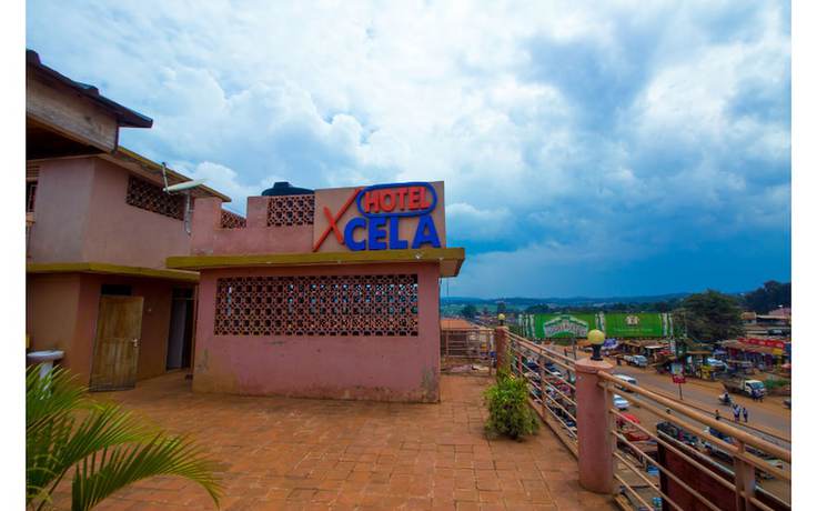 Imagen de los exteriores del Hotel Xcela. Foto 16