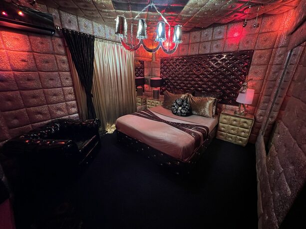 Imagen de la habitación del Hotel Xcite Salem. Foto 15