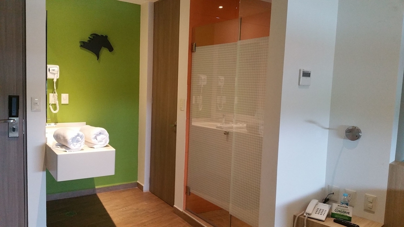 Imagen de la habitación del Hotel Xcoco Inn. Foto 15