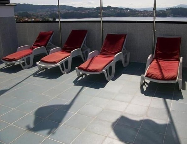 Imagen de la piscina del Hotel Xeito. Foto 20