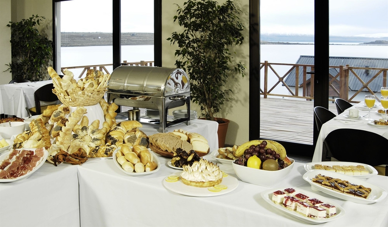 Imagen del bar/restaurante del Hotel Xelena and Suites. Foto 4