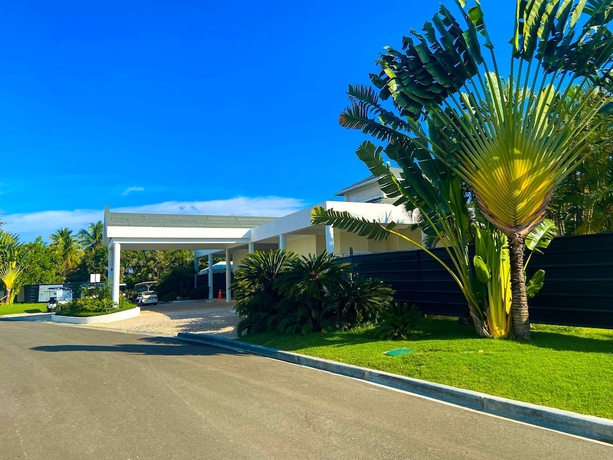 Imagen de los interiores del Hotel Xeliter Green One Playa Dorada. Foto 16