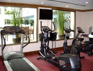 Imagen de los exteriores del Hotel Xen Suites Bangkok. Foto 4