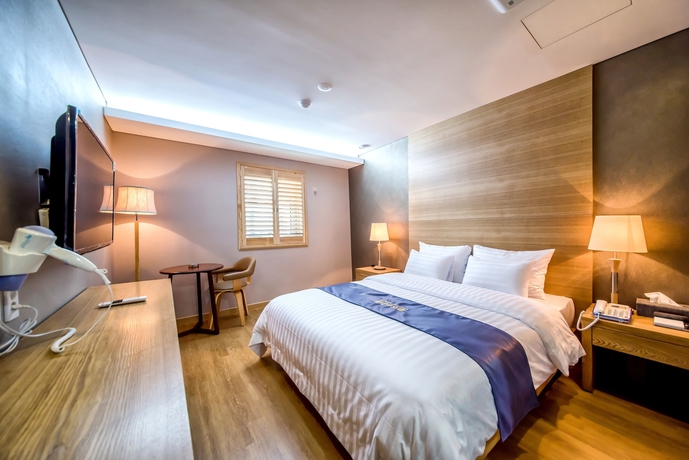 Imagen de la habitación del Hotel Xenia, Jeju. Foto 4