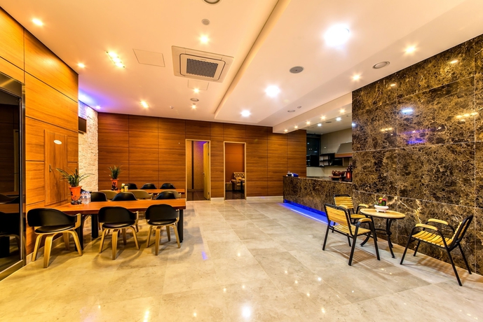 Imagen de los interiores del Hotel Xenia, Jeju. Foto 19