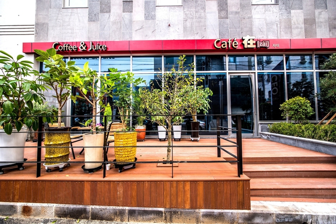 Imagen de los exteriores del Hotel Xenia, Jeju. Foto 15