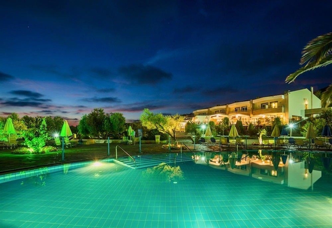 Imagen general del Hotel Xenios Anastasia Resort and Spa. Foto 6