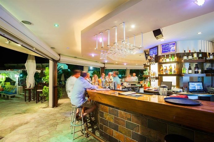 Imagen general del Hotel Xenios Anastasia Resort and Spa. Foto 9