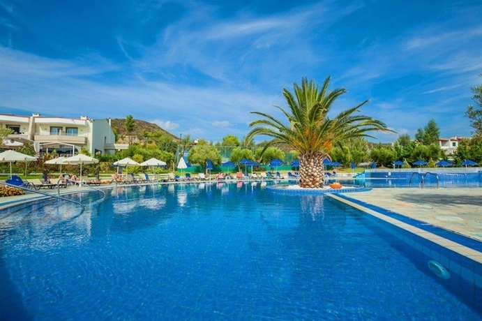 Imagen general del Hotel Xenios Anastasia Resort and Spa. Foto 15