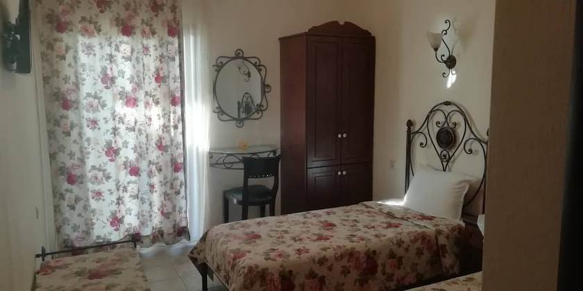 Imagen de la habitación del Hotel Xenios Zeus. Foto 6