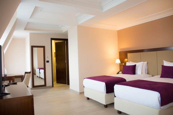 Imagen de la habitación del Hotel Xenon Hotel and SPA. Foto 7