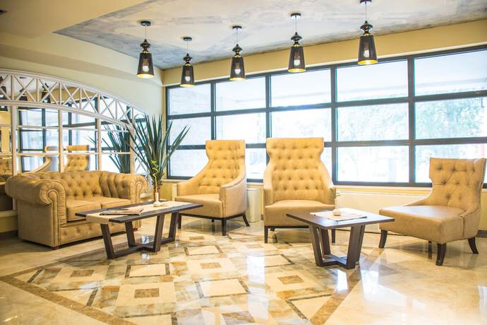 Imagen de los interiores del Hotel Xenon Hotel and SPA. Foto 19