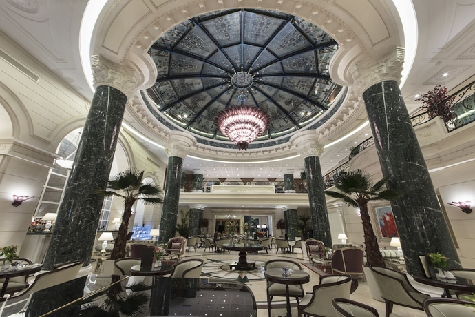 Imagen de los interiores del Hotel Xheko-Imperial. Foto 18