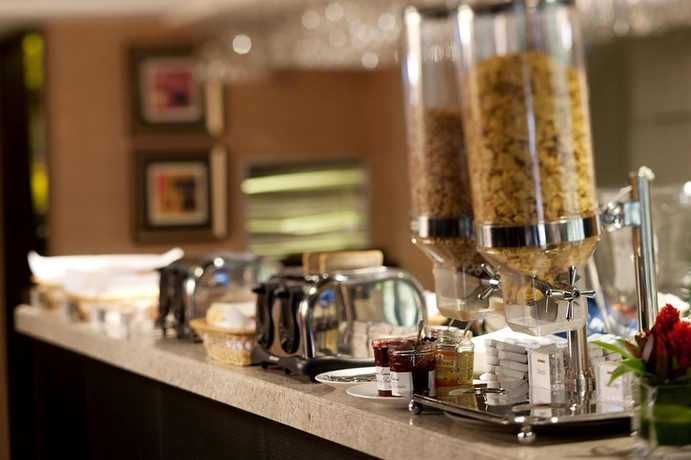 Imagen del bar/restaurante del Hotel Xi. Foto 2