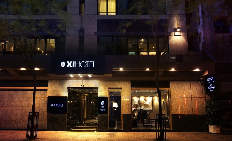 Imagen de los exteriores del Hotel Xi. Foto 8