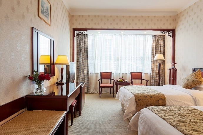 Imagen de la habitación del Hotel Xiamen Huaqiao. Foto 2