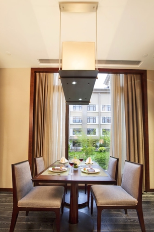 Imagen del bar/restaurante del Hotel Xiamen Huli Yihao. Foto 4