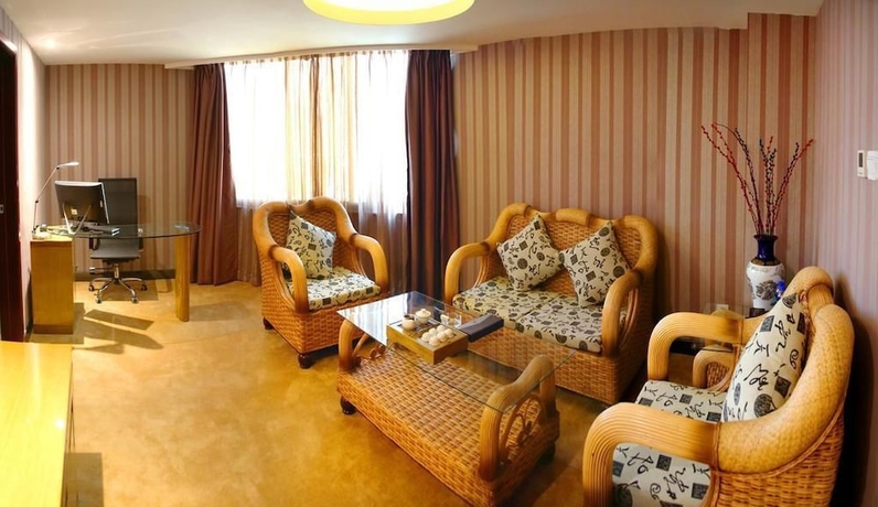 Imagen de la habitación del Hotel Xiamen Plaza, Xiamen. Foto 5