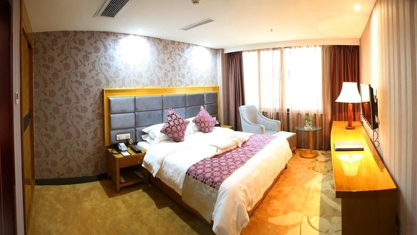 Imagen de la habitación del Hotel Xiamen Plaza, Xiamen. Foto 6