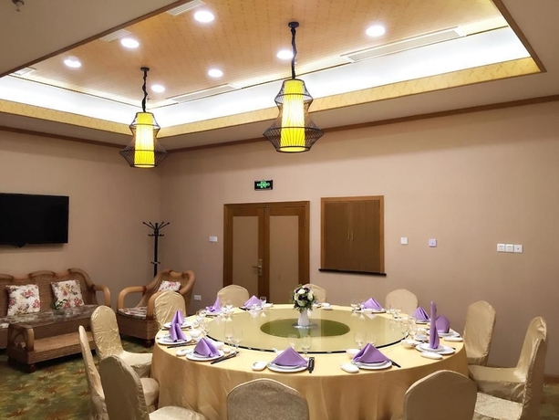 Imagen del bar/restaurante del Hotel Xiamen Plaza, Xiamen. Foto 3