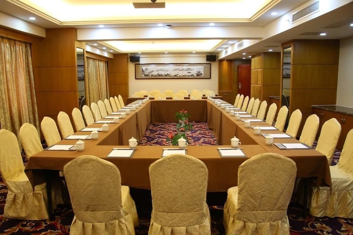 Imagen de los interiores del Hotel Xiamen Plaza, Xiamen. Foto 14