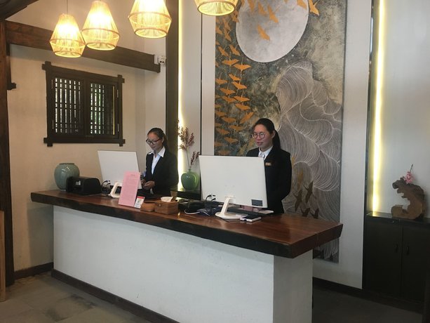 Imagen de los interiores del Hotel Xiananshan Village. Foto 20