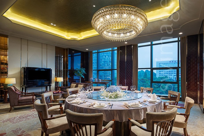 Imagen del bar/restaurante del Hotel Xiandai Gloria Grand Changsha. Foto 4