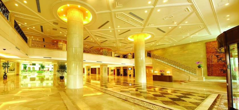 Imagen de los interiores del Hotel Xianglu Grand. Foto 19