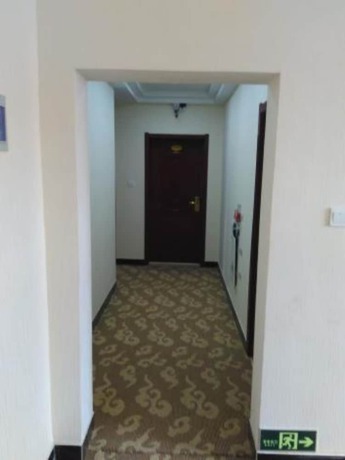 Imagen de los interiores del Hotel Xianyang Run 8 Business. Foto 13