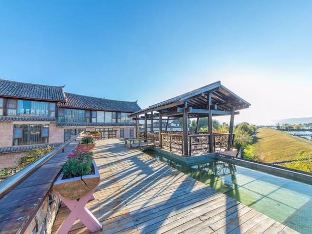 Imagen de los exteriores del Hotel Xianyun Xiyue Boutique Holiday Hotel. Foto 15