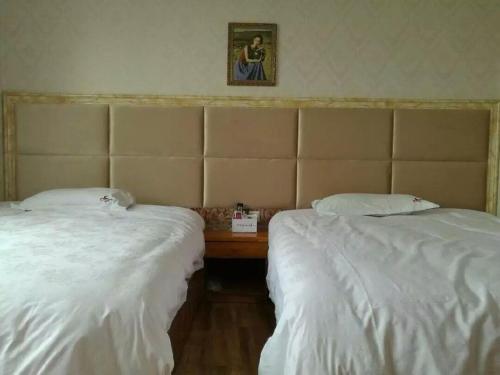 Imagen general del Hotel Xichang Yueyuan Holiday. Foto 10