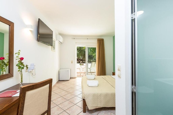 Imagen de la habitación del Hotel Xidas Garden. Foto 2