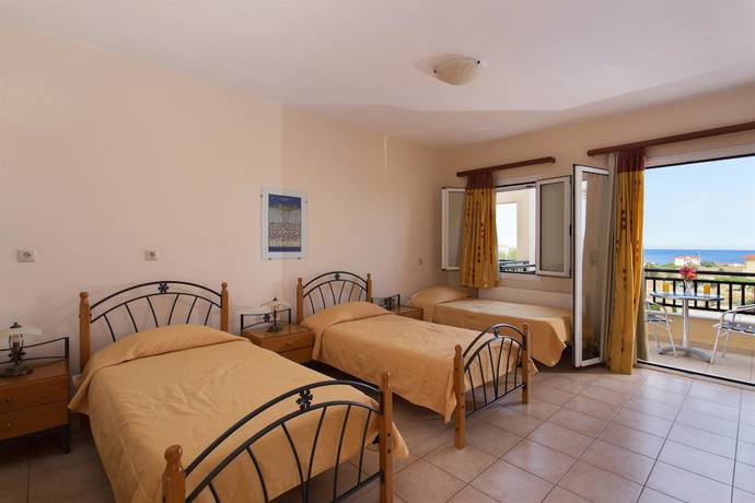 Imagen de la habitación del Hotel Xifoupolis. Foto 11