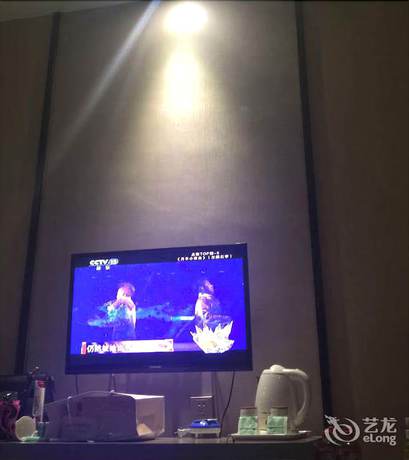 Imagen de la habitación del Hotel Xilaike Business Hotel- Xianning. Foto 9