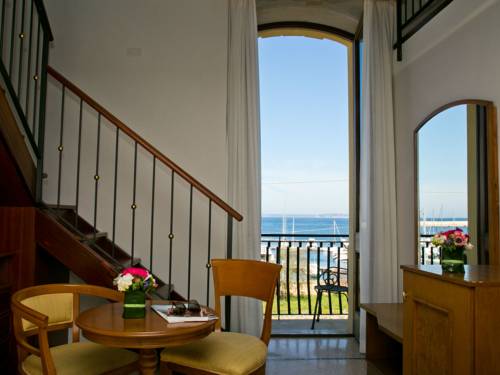 Imagen de la habitación del Hotel Xilhotel. Foto 8