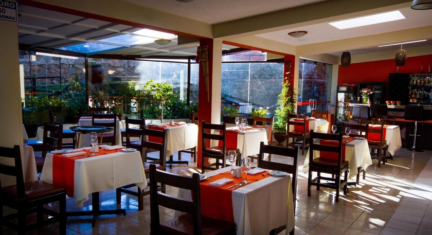 Imagen del bar/restaurante del Hotel Xima Exclusive Puno. Foto 2
