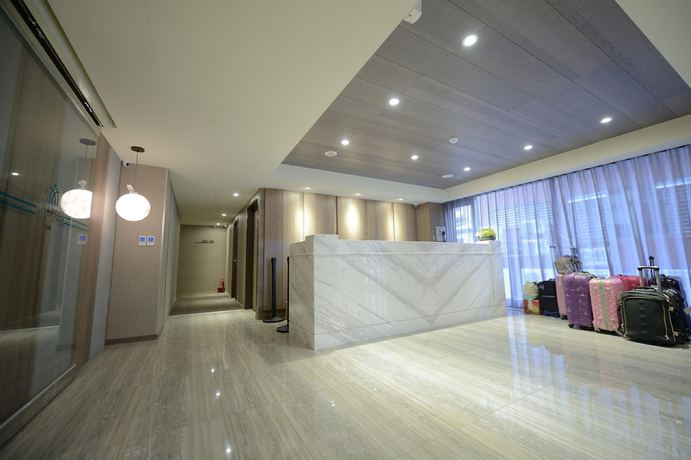 Imagen de los interiores del Hotel Ximen B. Foto 20