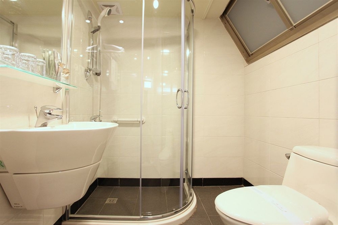 Imagen de la habitación del Hotel Ximen Citizen. Foto 7