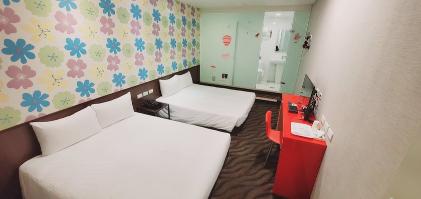 Imagen de la habitación del Hotel Ximen Garden. Foto 7
