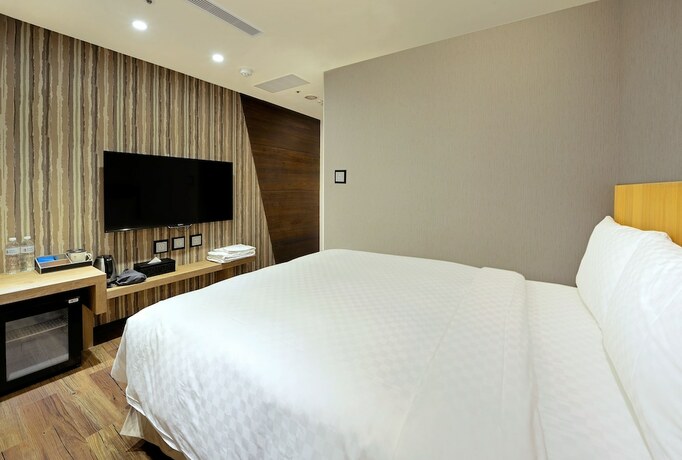 Imagen de la habitación del Hotel Ximen Hedo Kaifeng, Taipei. Foto 36