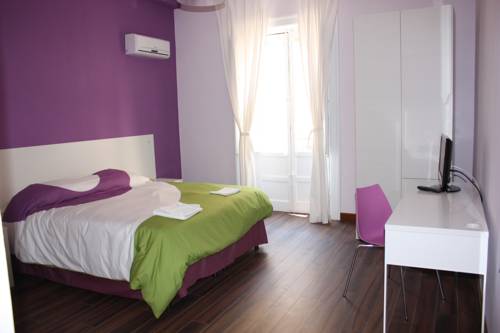 Imagen de la habitación del Hotel Ximenes 12. Foto 2