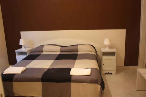 Imagen de la habitación del Hotel Ximenes 12. Foto 6