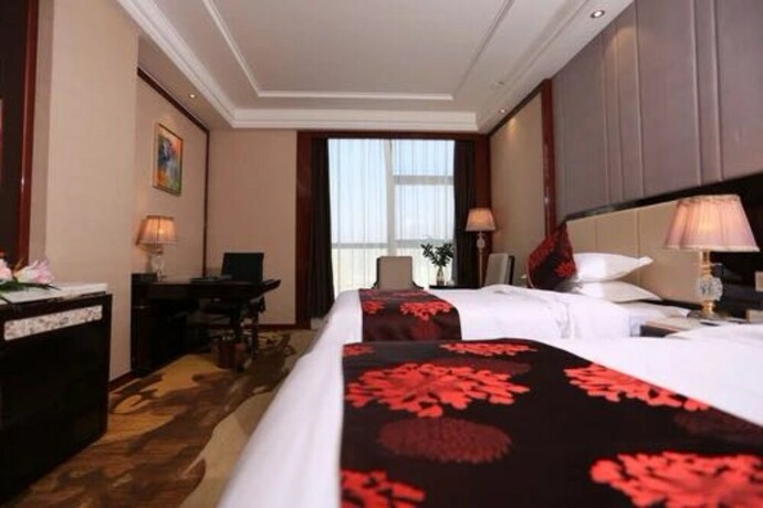 Imagen general del Hotel Xining Wusi Hotel. Foto 2