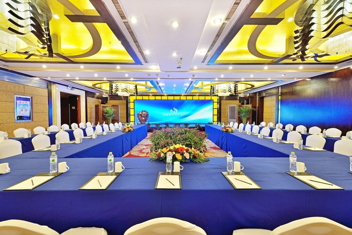 Imagen general del Hotel Xinjiang Hongfu Luxemon. Foto 7