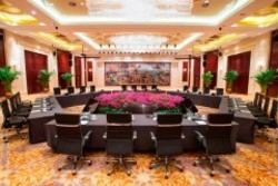 Imagen de los interiores del Hotel Xinjiang Plaza. Foto 5