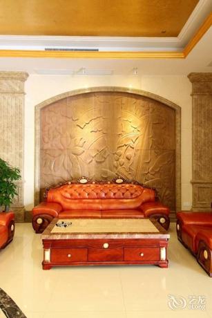 Imagen de los interiores del Hotel Xinlongcheng Hotel. Foto 12