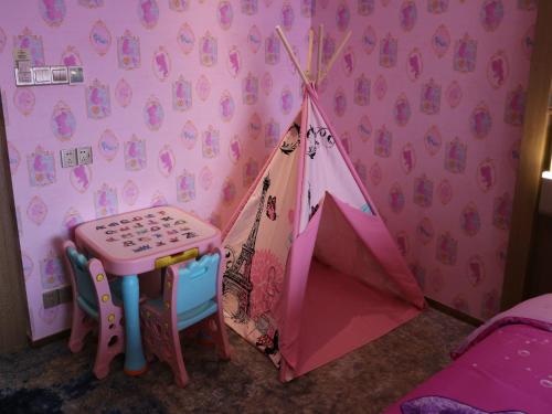 Imagen de la habitación del Hotel Xintiandi Jianguo. Foto 7