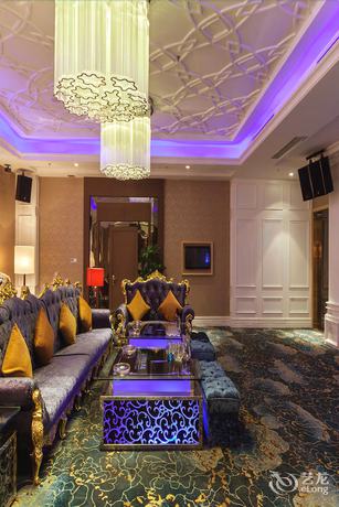 Imagen de la habitación del Hotel Xinxing Century Hotel. Foto 11