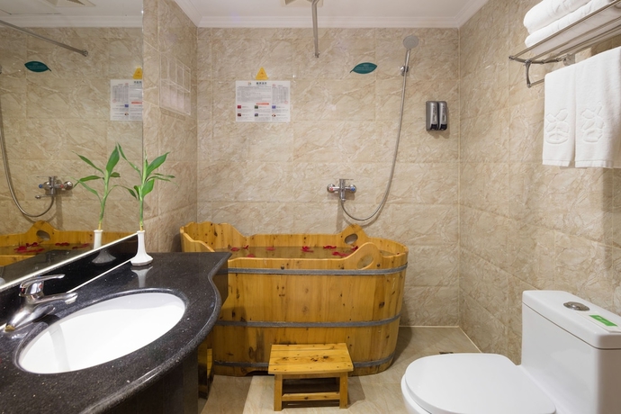 Imagen de la habitación del Hotel Xinyuan Hot Spring, HAIKOU. Foto 9