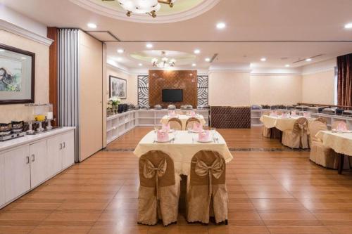 Imagen general del Hotel Xinyuan Hot Spring, HAIKOU. Foto 8